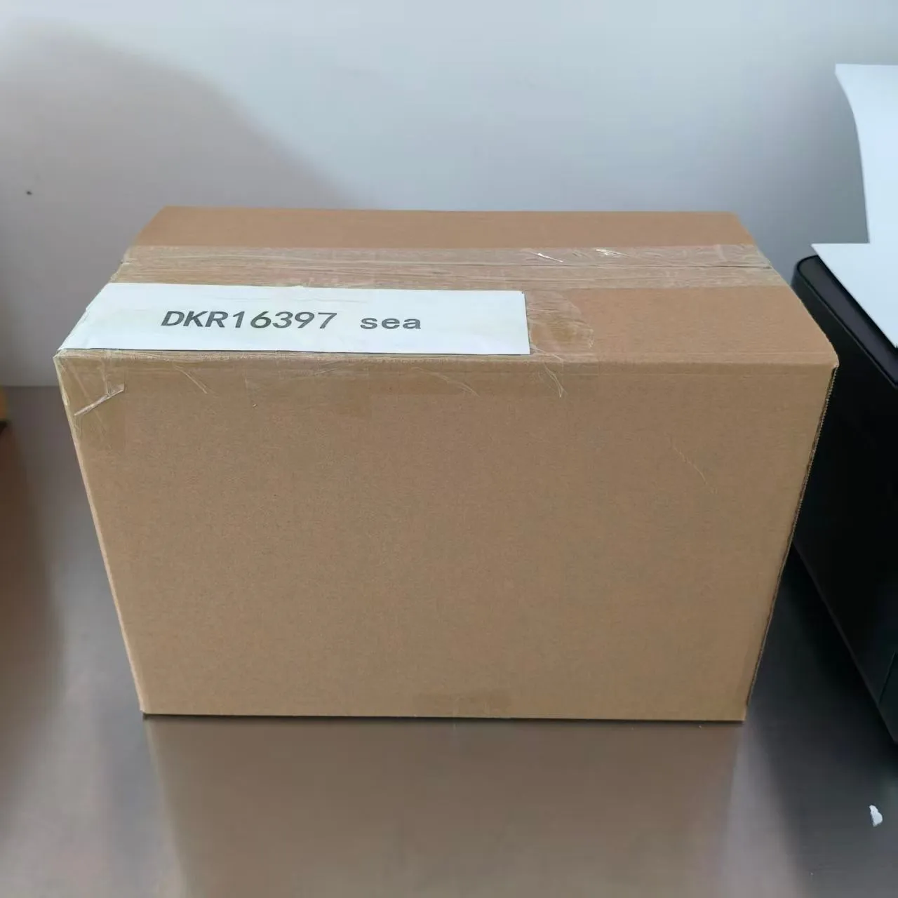 تم شحن ملصقات العجلات الخاصة بحزمة JOJO Pack.